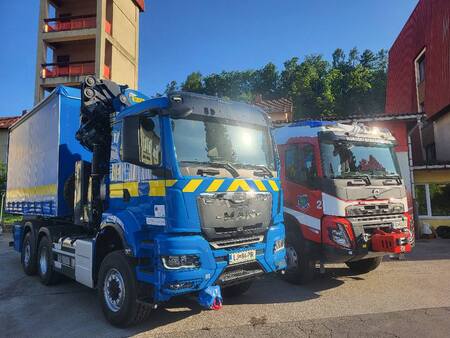 Občina Ravne na Koroškem prevzela vozilo za boljšo odzivnost ob podnebnih nesrečah (3)